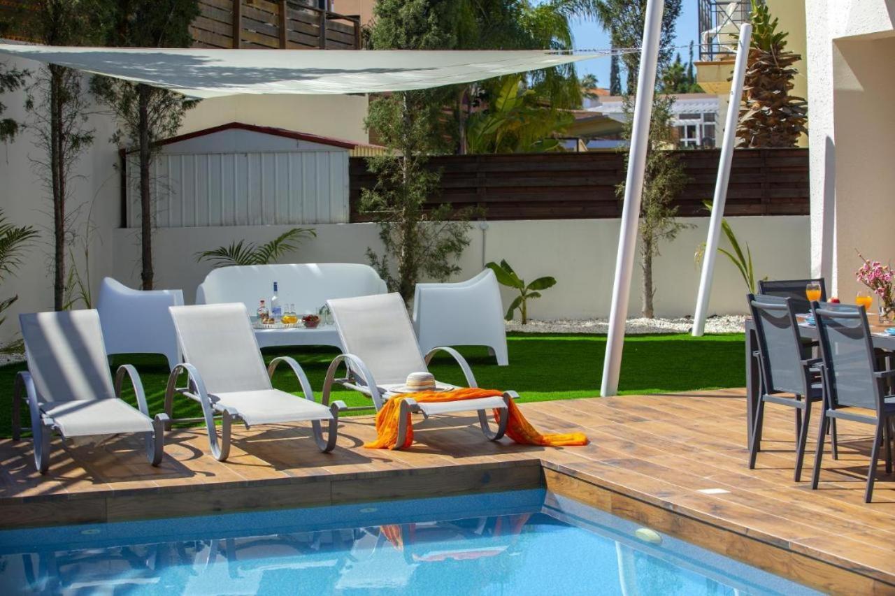 Tsokkos Family Villa - Pool Garden 2' Walk To Beach โปรทาราส ภายนอก รูปภาพ