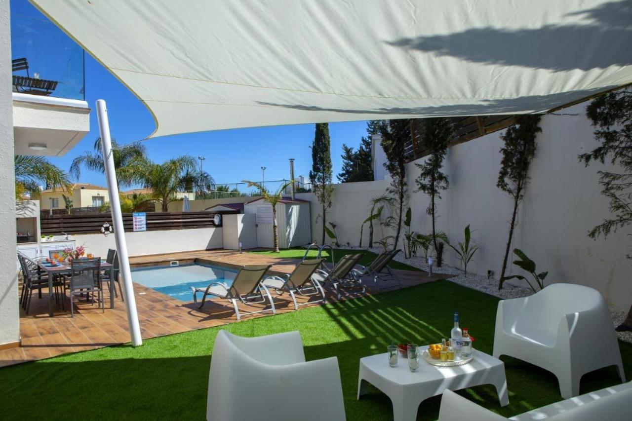 Tsokkos Family Villa - Pool Garden 2' Walk To Beach โปรทาราส ภายนอก รูปภาพ