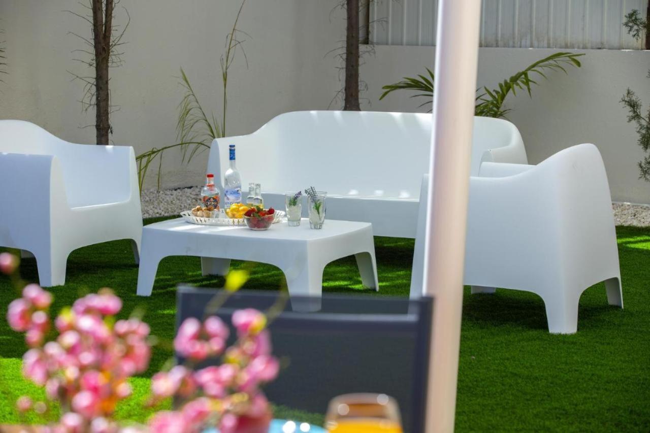 Tsokkos Family Villa - Pool Garden 2' Walk To Beach โปรทาราส ภายนอก รูปภาพ